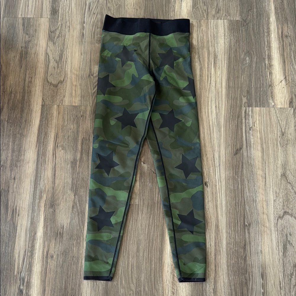 Ultracor Green and Black Leggings